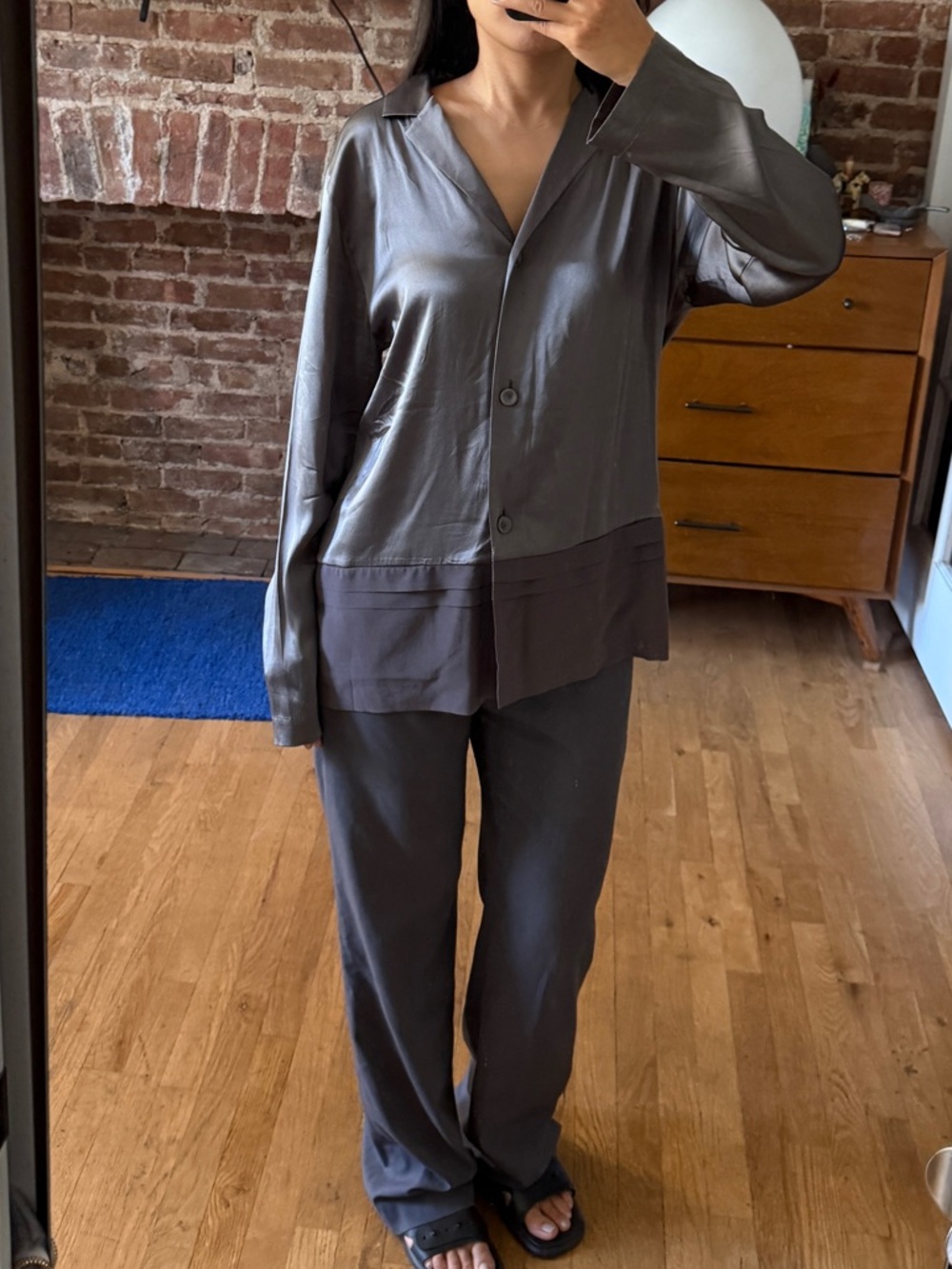 La Perla silk Vneck Shirt in Charcoal grey